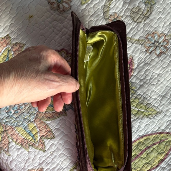 Source Unknown Brown Floral Clutch - Picture 2 of 3